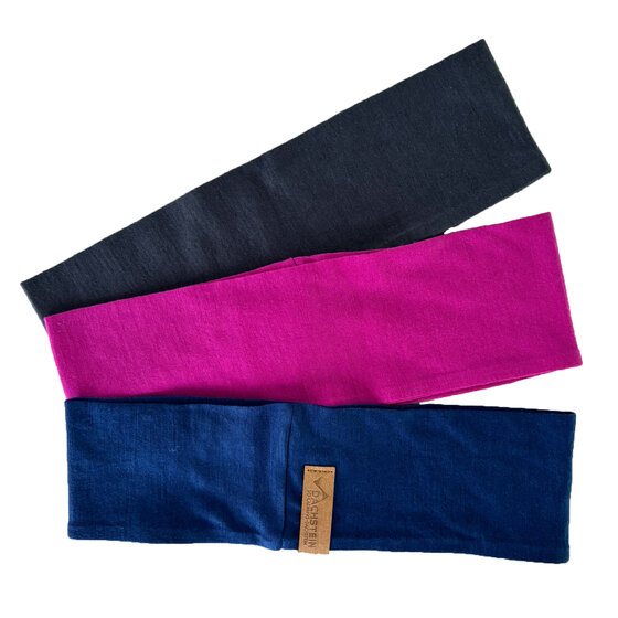 Slim fabric headbands in dark blue, pink and black, one with brown Dachstein leather label | © Planai-Hochwurzen-Bahnen Gesellschaft m.b.H.